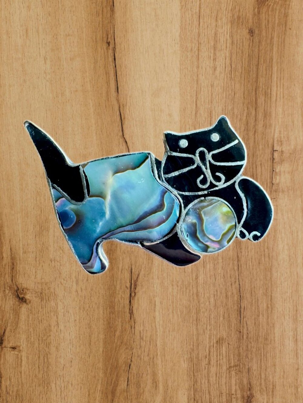 Vintage ALPACA MEXICO Silver Cat Brooch Pin with Black Enamel and Abalone Inlay